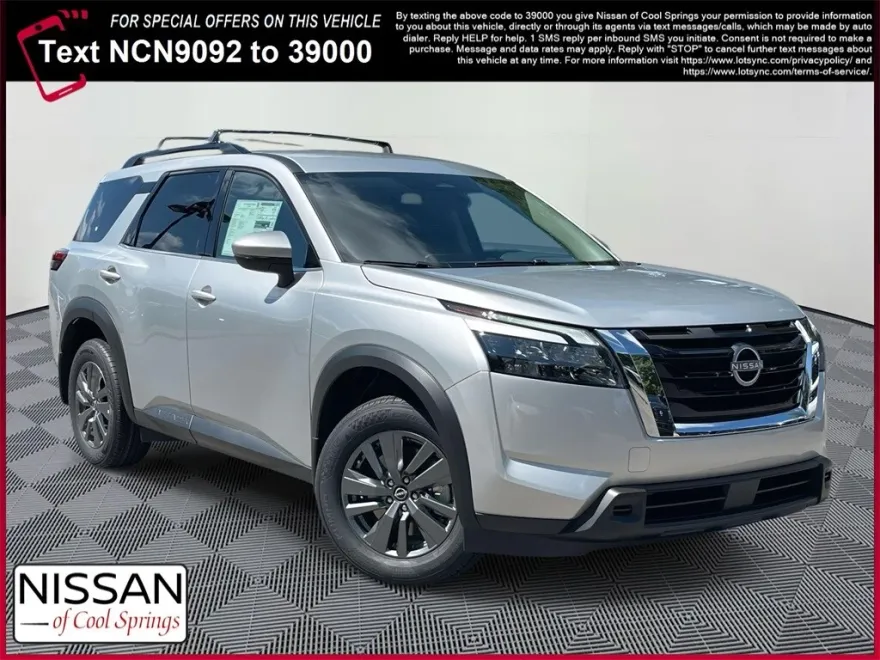 2025 Nissan Pathfinder SV photo 1