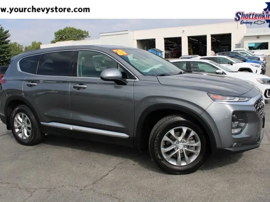 2020 Hyundai Santa Fe SEL photo 1