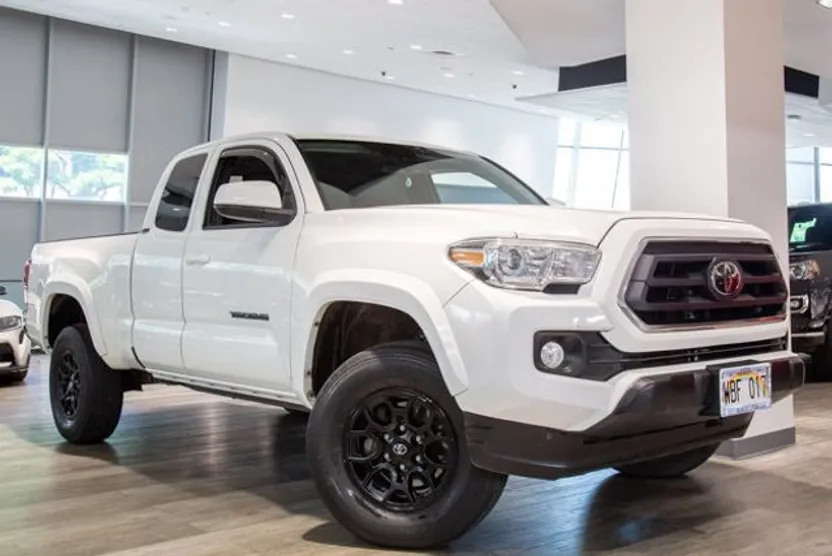 2020 Toyota Tacoma SR5 photo 1