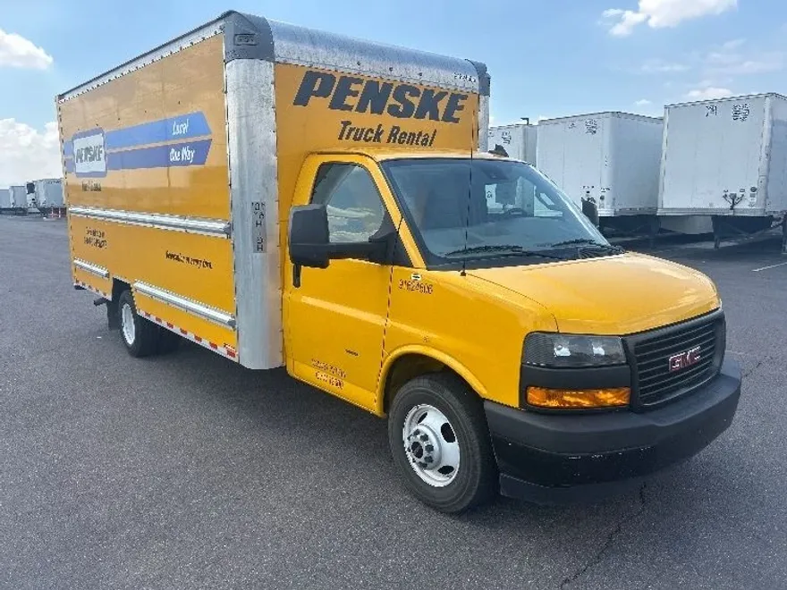 2022 Gmc Savana 3500 Cutaway photo 1