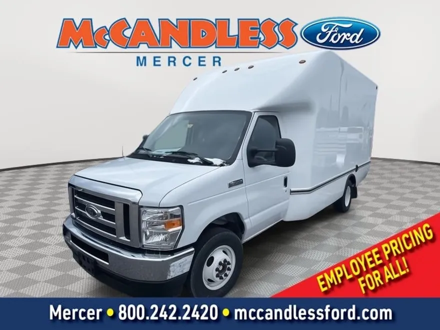 2025 Ford E-350 photo 1