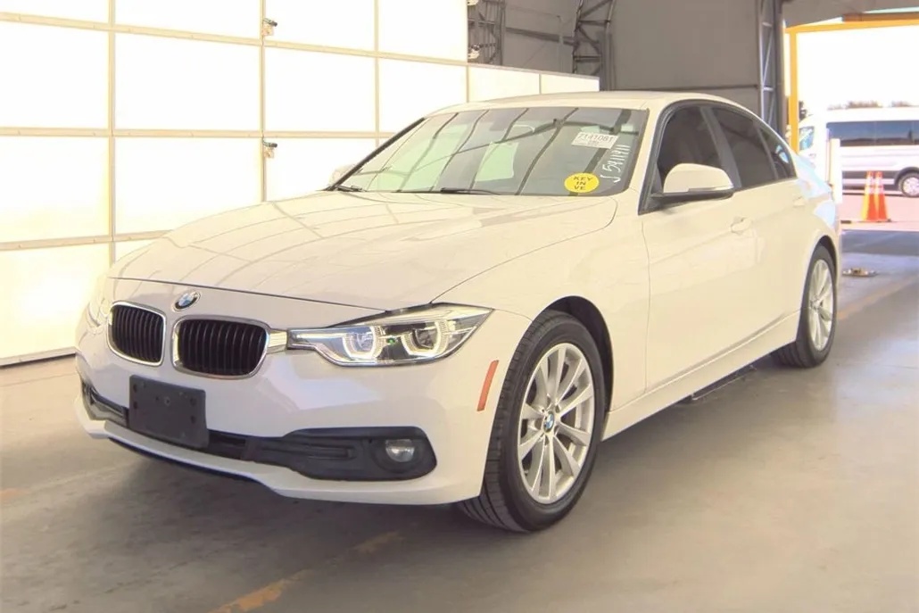 2018 Bmw 320i Sedan photo 1