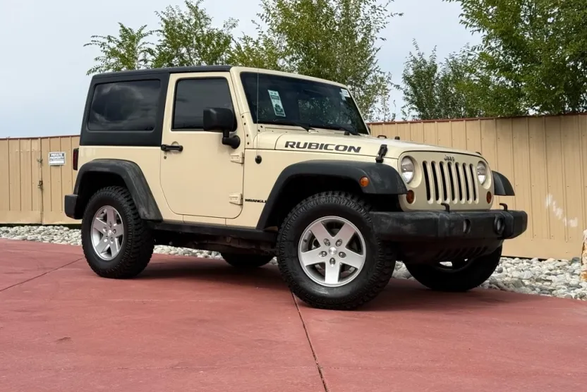 2011 Jeep Wrangler Rubicon photo 1
