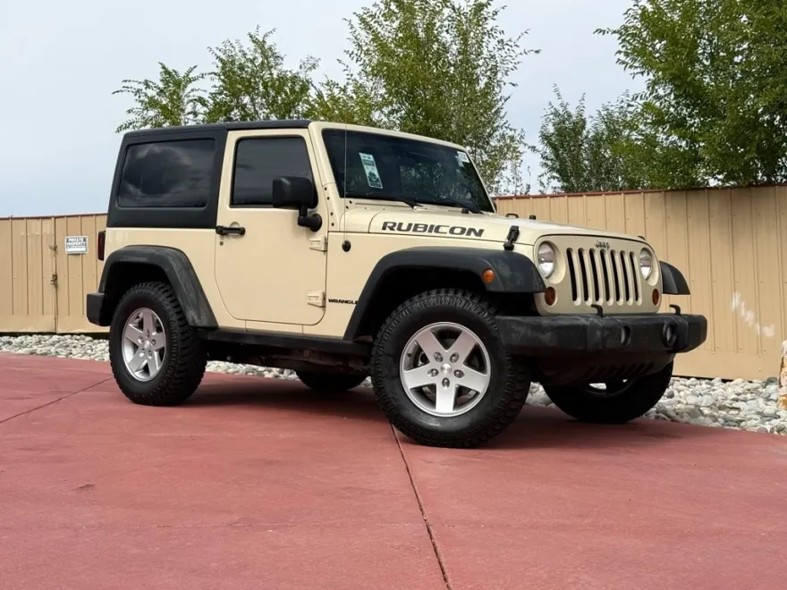 2011 Jeep Wrangler Rubicon photo 1