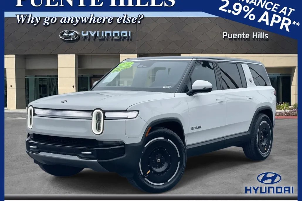 2025 Rivian R1S Adventure photo 1