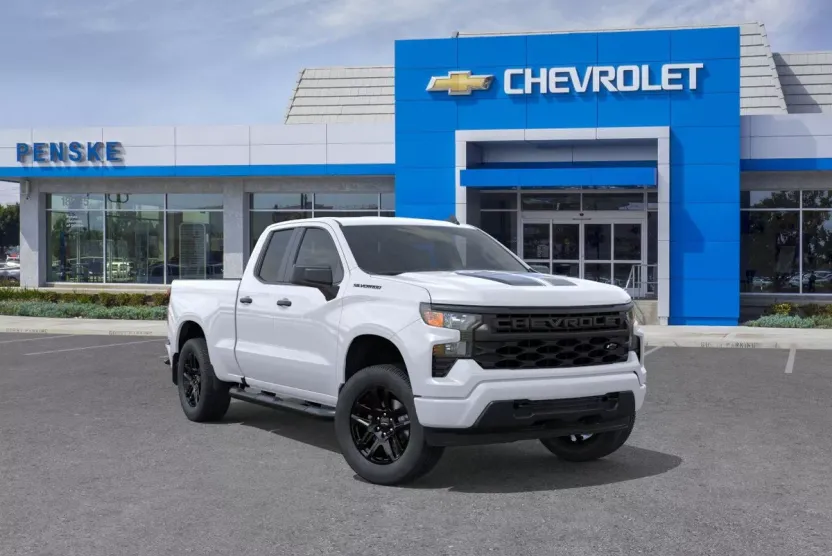 2026 Chevrolet Silverado 1500 Custom photo 1