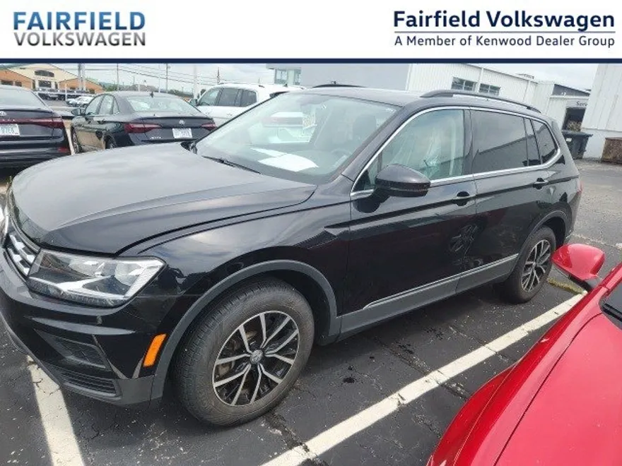 2021 Volkswagen Tiguan SE photo 1