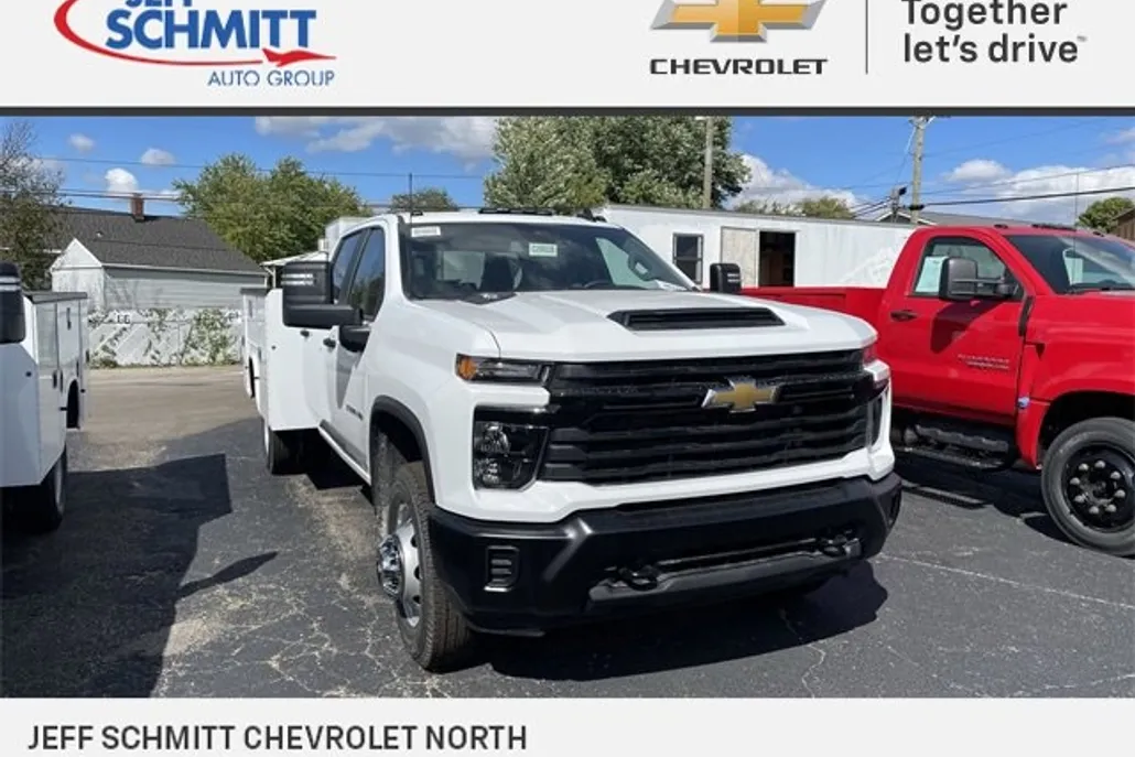 2025 Chevrolet Silverado 3500HD Work Truck photo 1