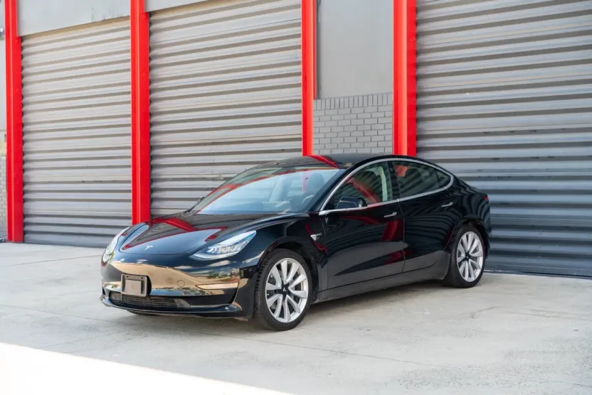 2020 Tesla Model 3 photo 1