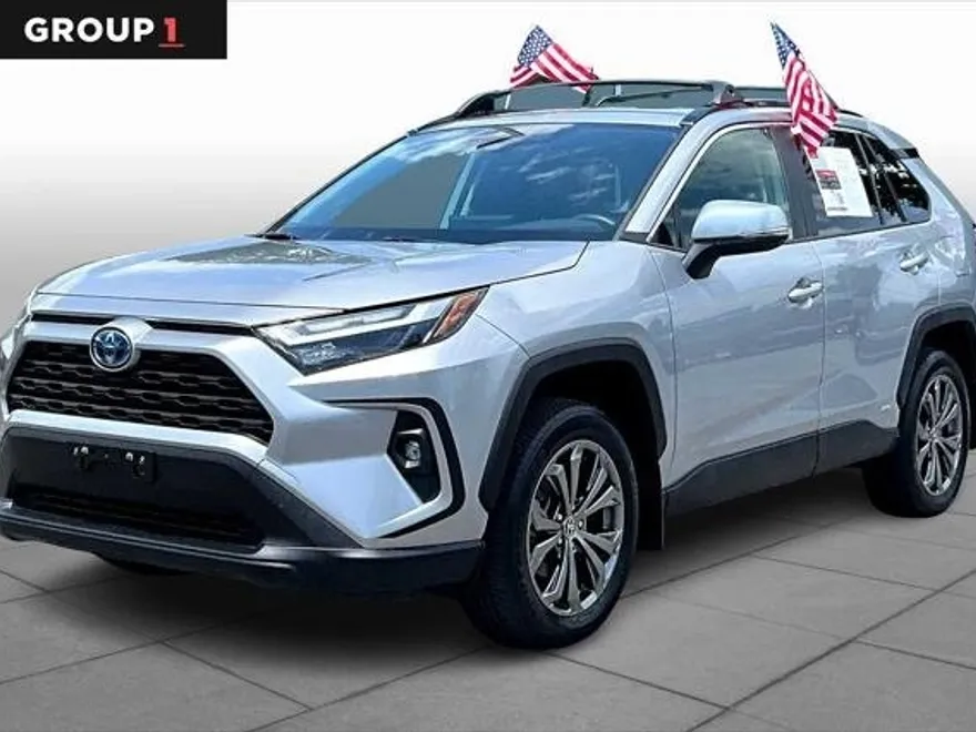 2023 Toyota RAV4 Hybrid XLE Premium photo 1