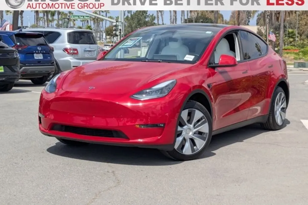 2023 Tesla Model 3 Long Range photo 1