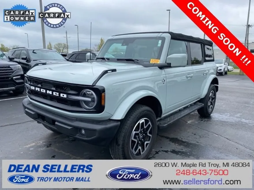 2022 Ford Bronco Outer Banks photo 1