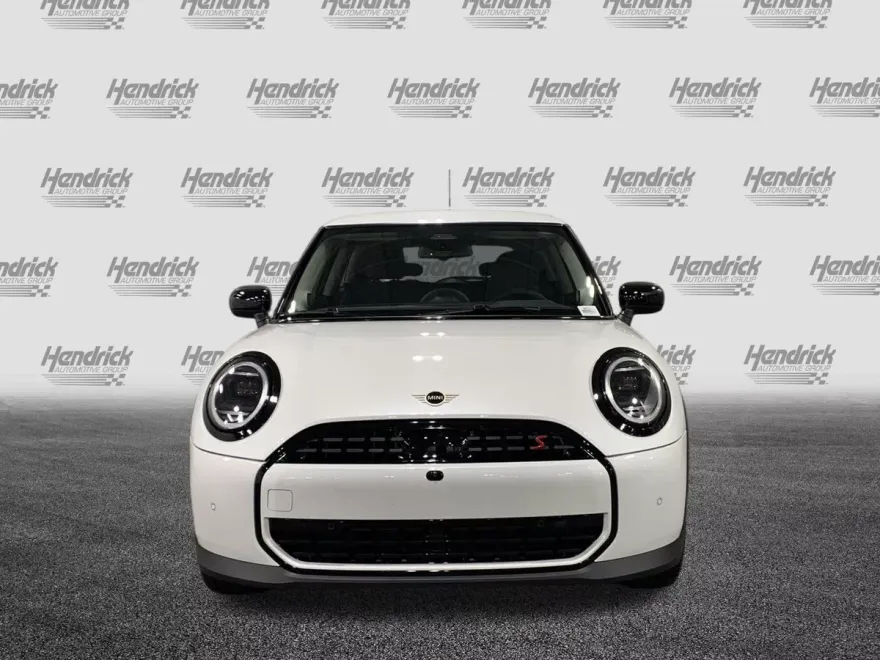 2025 Mini Cooper 2 Door Hardtop Signature photo 1
