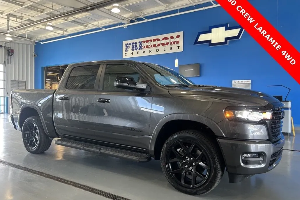 2025 Ram 1500 Laramie photo 1