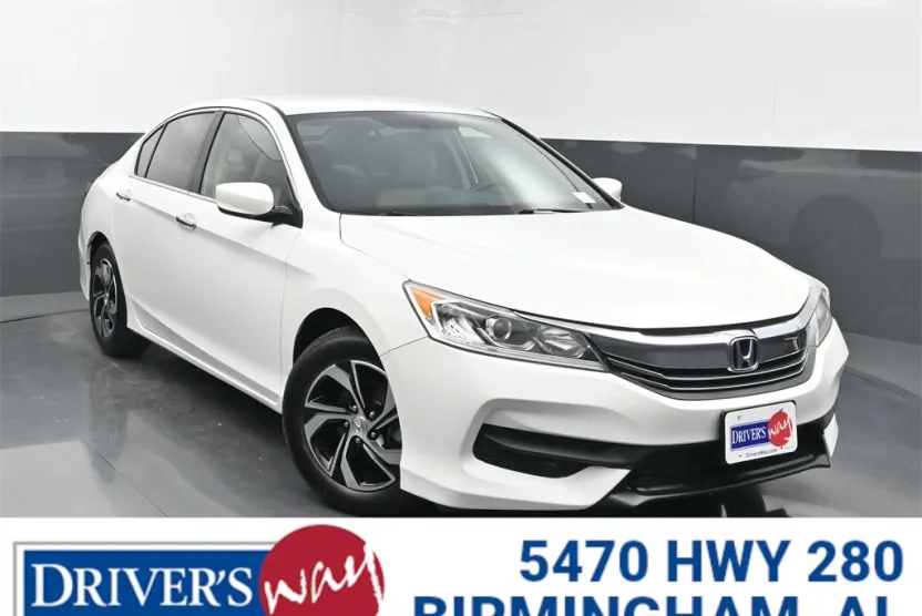 2017 Honda Accord LX photo 1