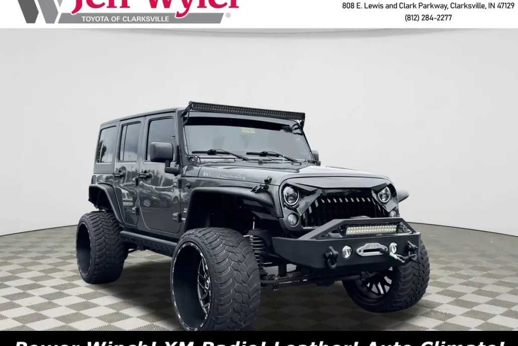 2017 Jeep Wrangler Unlimited Sahara photo 1