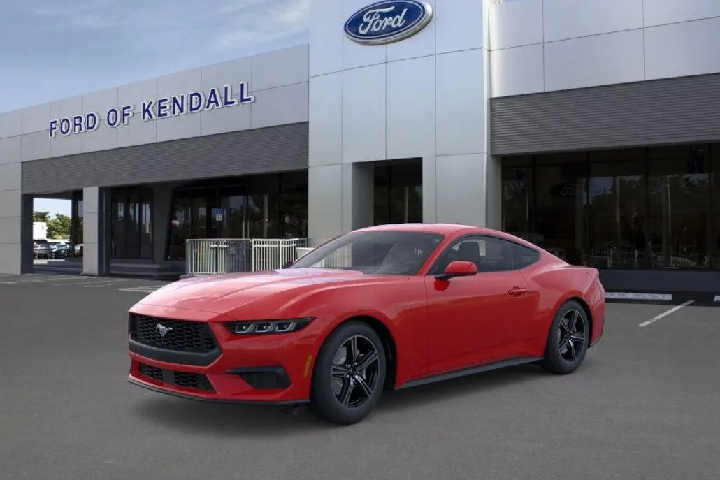 2025 Ford Mustang EcoBoost photo 1