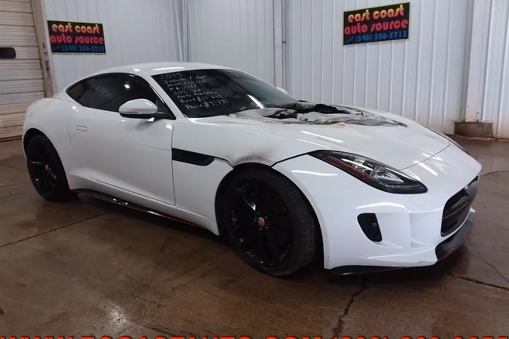 2015 Jaguar F-TYPE photo 1