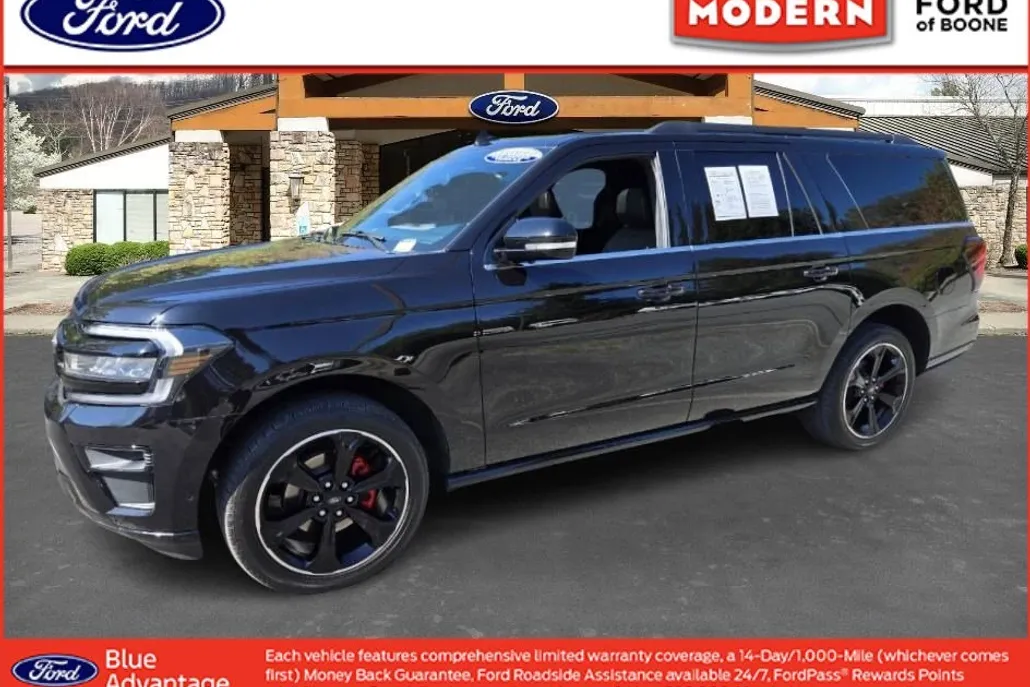 2022 Ford Expedition MAX Limited photo 1
