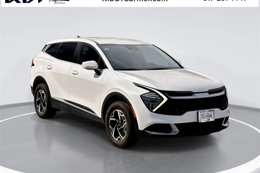 2024 Kia Sportage LX photo 1
