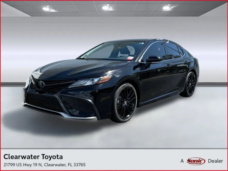 2023 Toyota Camry XSE photo 1