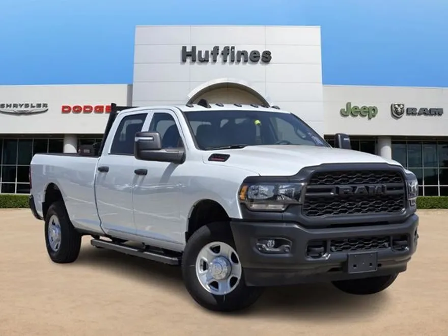 2023 Ram 3500 Tradesman photo 1