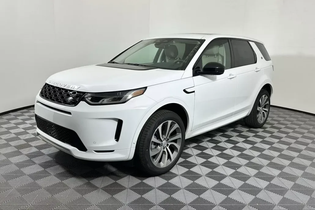 2025 Land Rover Discovery Sport S photo 1