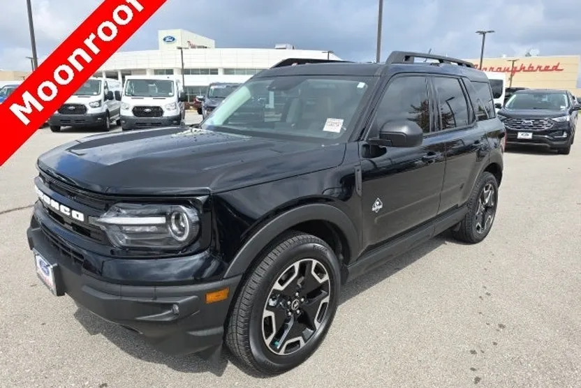 2022 Ford Bronco Sport Outer Banks photo 1