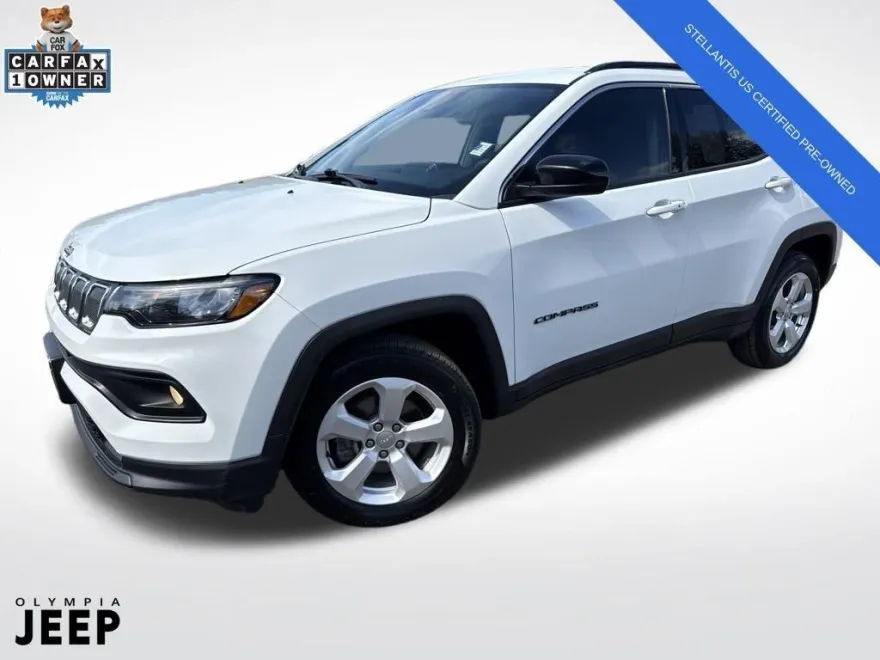 2022 Jeep Compass Latitude photo 1