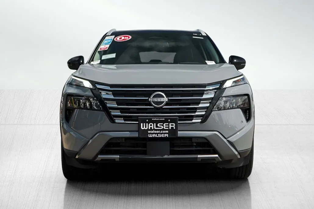 2025 Nissan Rogue SL photo 1
