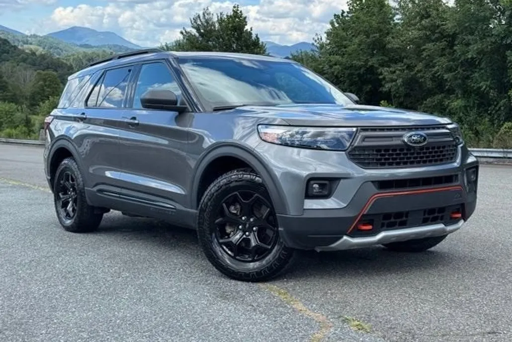 2023 Ford Explorer Timberline photo 1