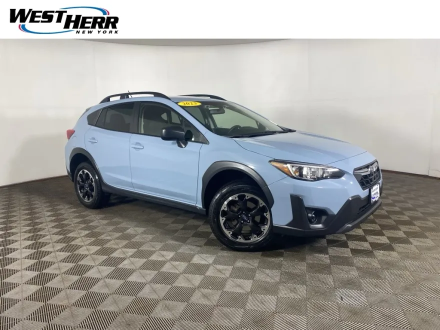 2023 Subaru Crosstrek Base photo 1