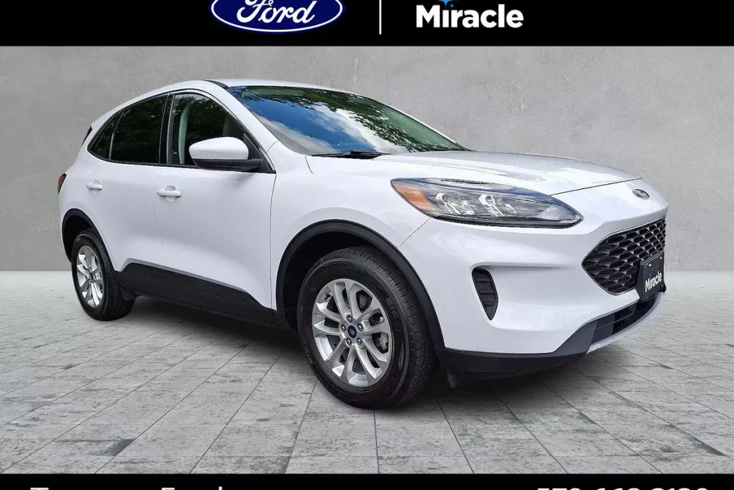 2021 Ford Escape SE photo 1