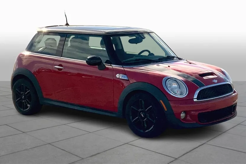 2013 Mini Cooper Hardtop S photo 1