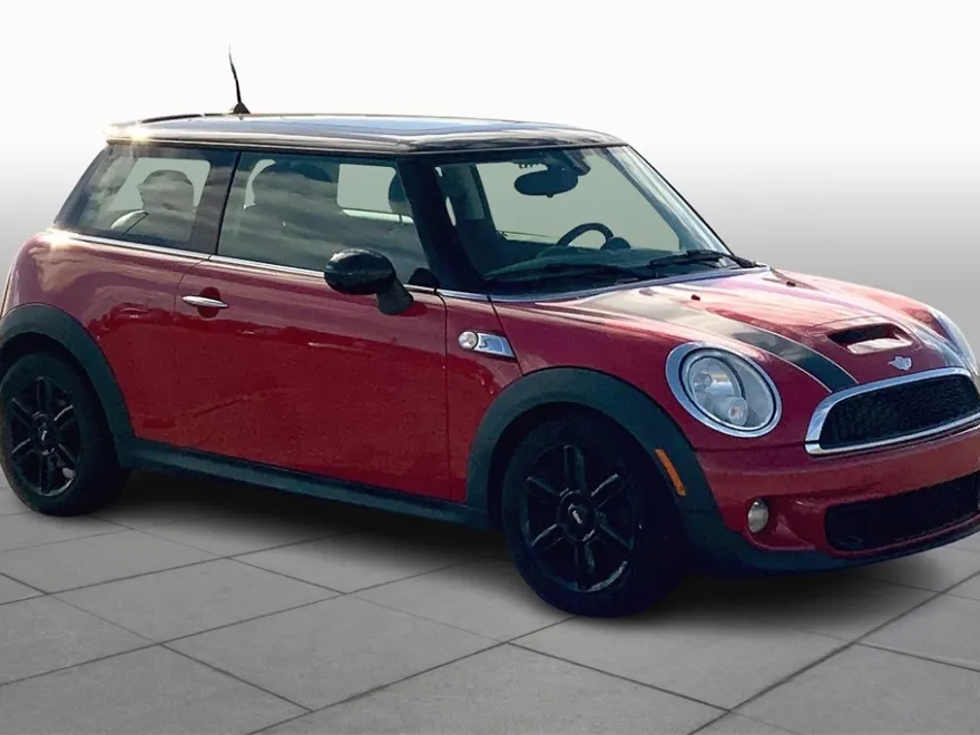 2013 Mini Cooper Hardtop S photo 1