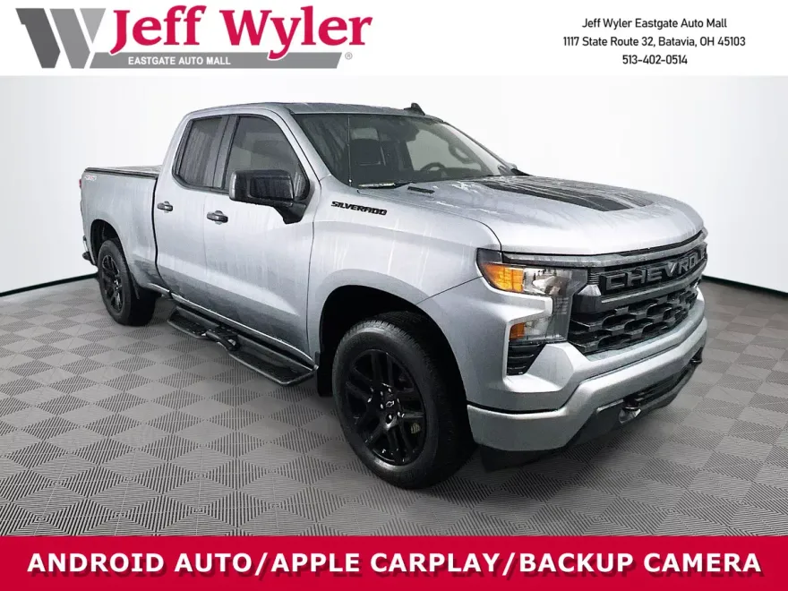 2024 Chevrolet Silverado 1500 Custom photo 1