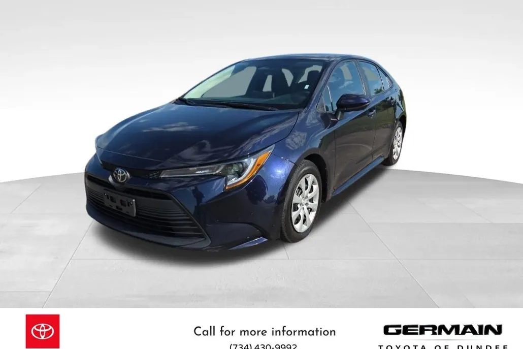 2023 Toyota Corolla LE photo 1