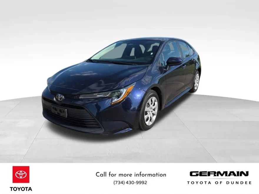 2023 Toyota Corolla LE photo 1