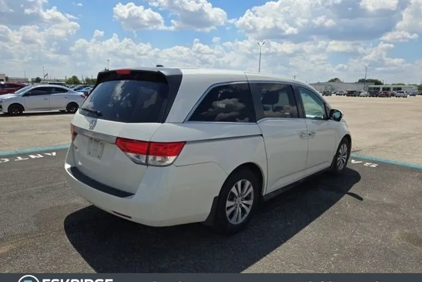 2017 Honda Odyssey EX-L photo 1