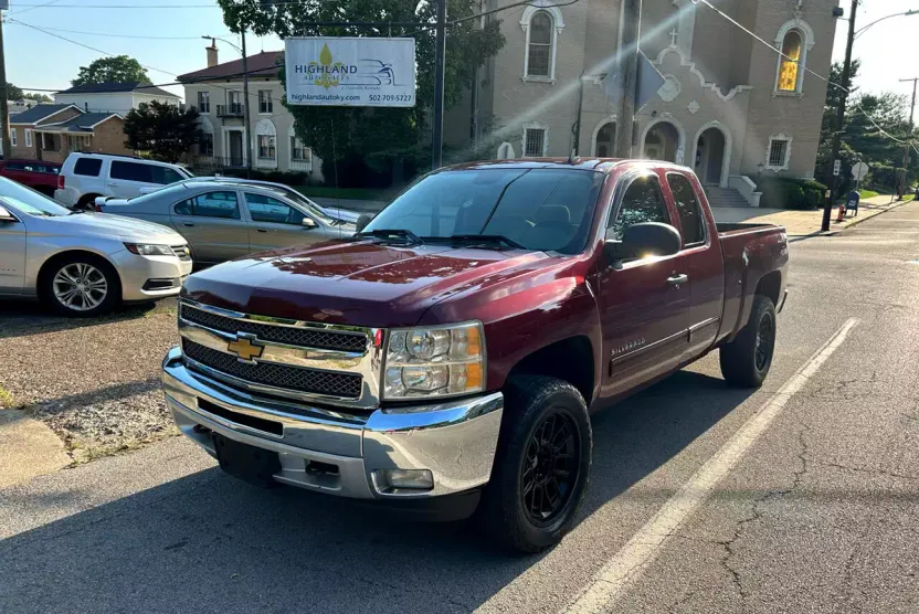 2013 Chevrolet Silverado 1500 LT photo 1