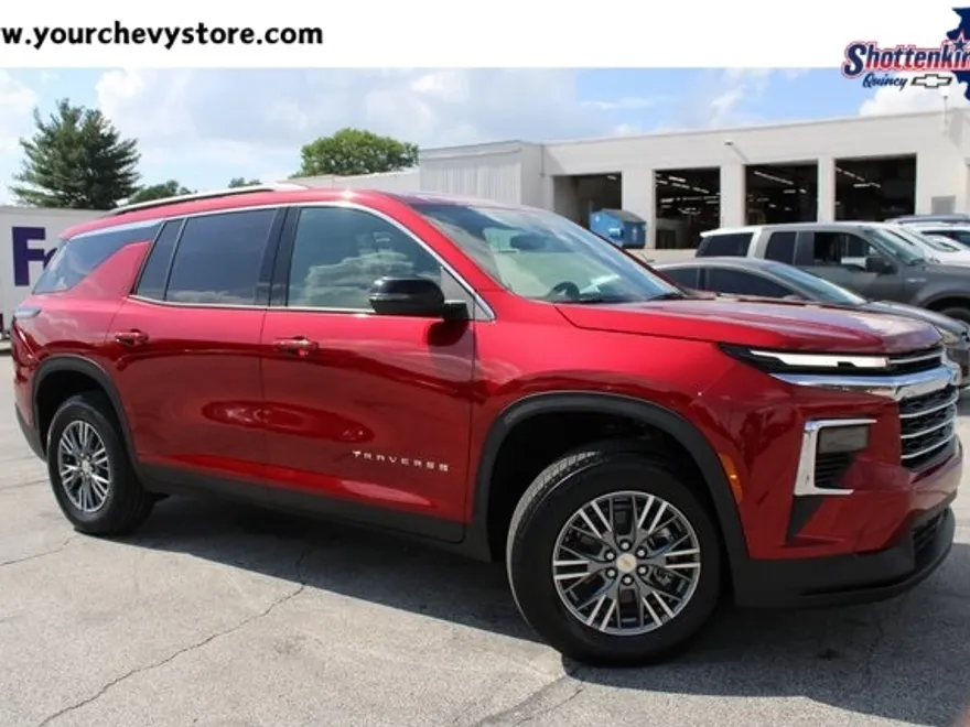 2025 Chevrolet Traverse photo 1