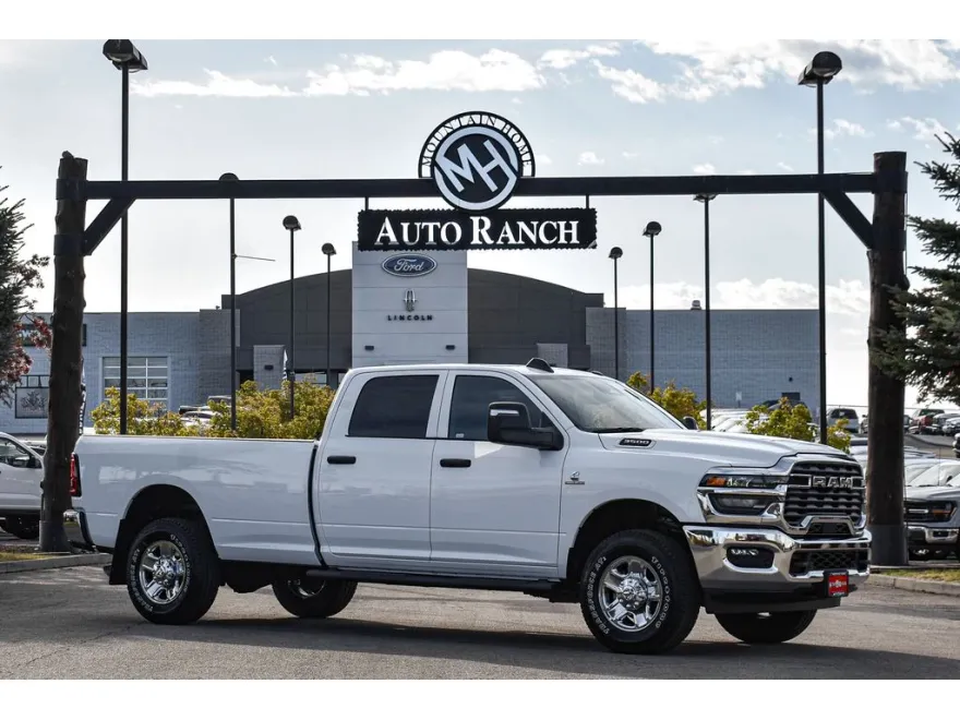 2025 Ram 3500 Tradesman photo 1