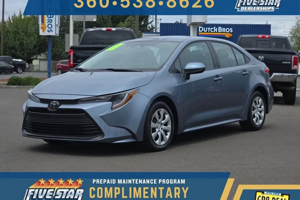 2024 Toyota Corolla LE photo 1