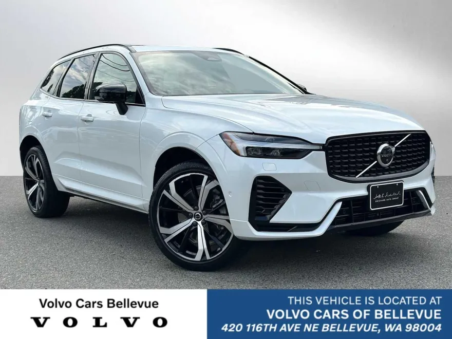 2022 Volvo XC60 Recharge Hybrid T8 R-Design photo 1
