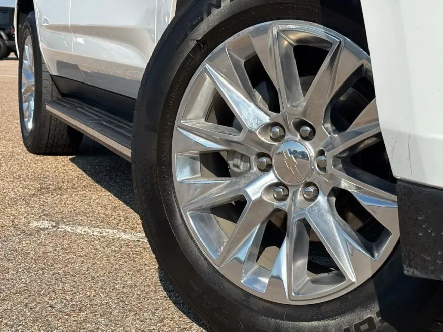 2024 Chevrolet Tahoe Premier photo 1
