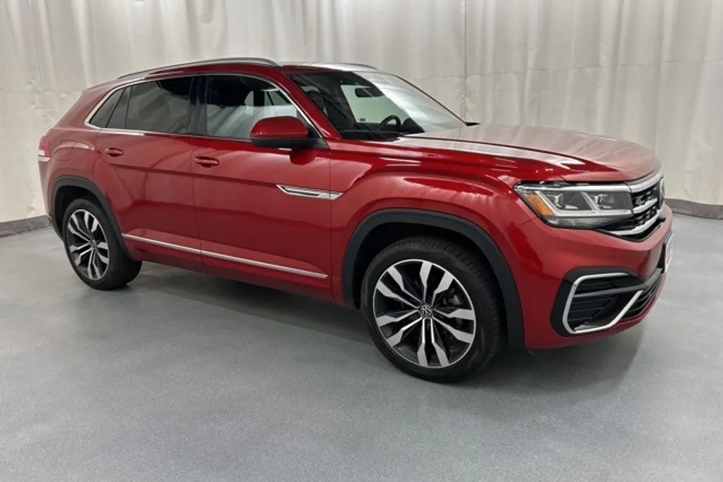2022 Volkswagen Atlas Cross Sport V6 SEL Premium R-Line photo 1