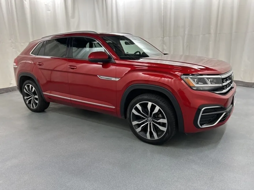 2022 Volkswagen Atlas Cross Sport V6 SEL Premium R-Line photo 1