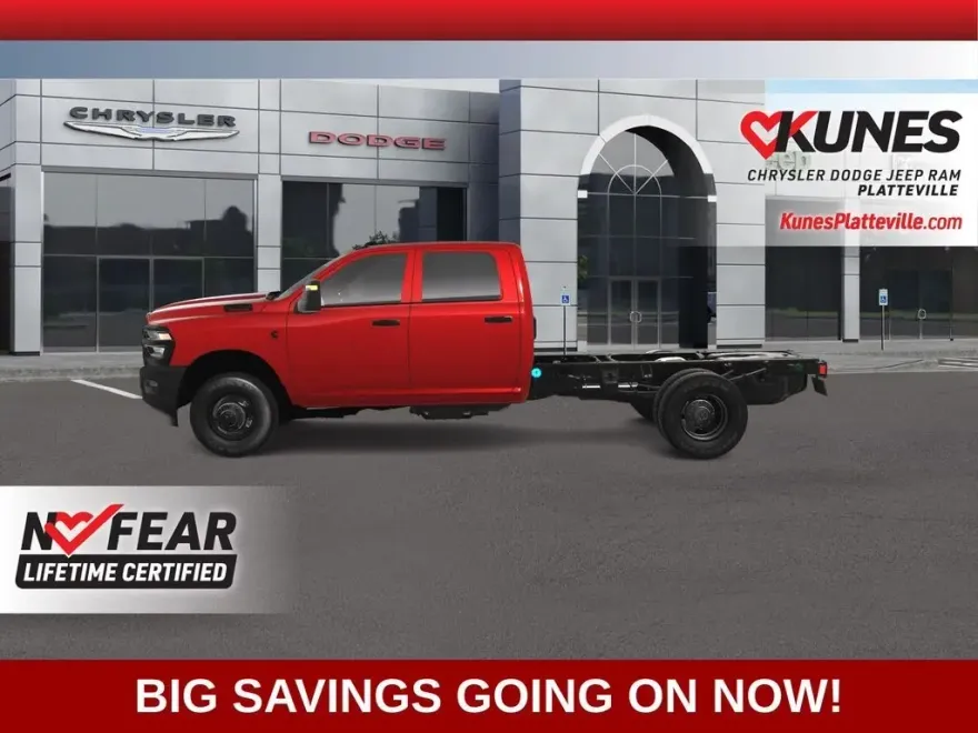 2025 Ram 3500 Tradesman photo 1
