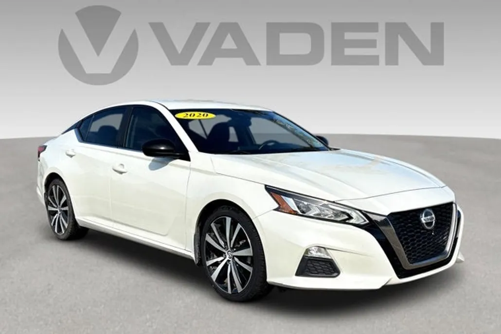 2020 Nissan Altima 2.5 SR photo 1