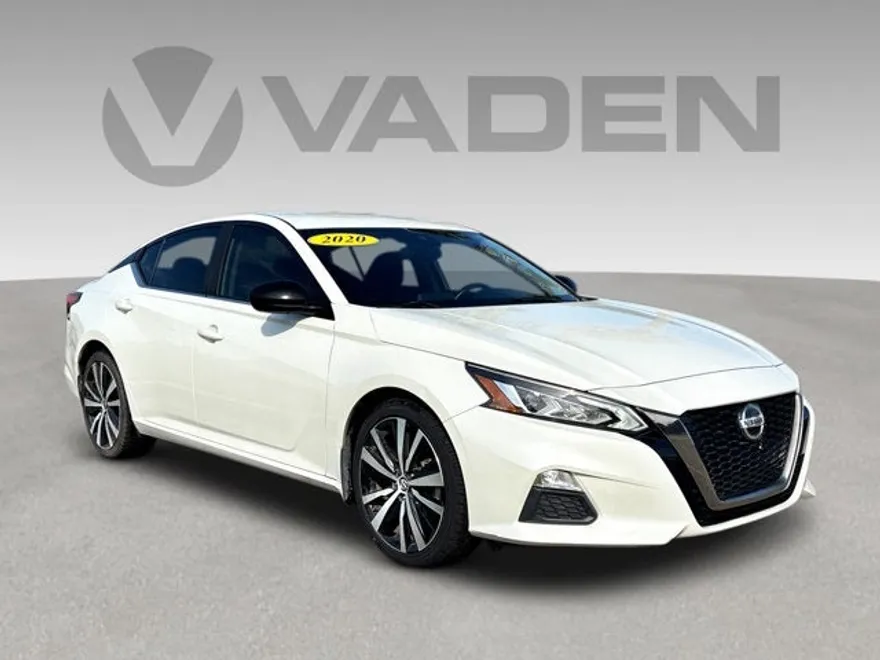 2020 Nissan Altima 2.5 SR photo 1